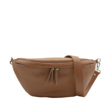 Load image into Gallery viewer, 322 Δερμάτινη Τσάντα Μέσης