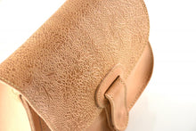 Load image into Gallery viewer, 02-A Purse Cross Tongue
